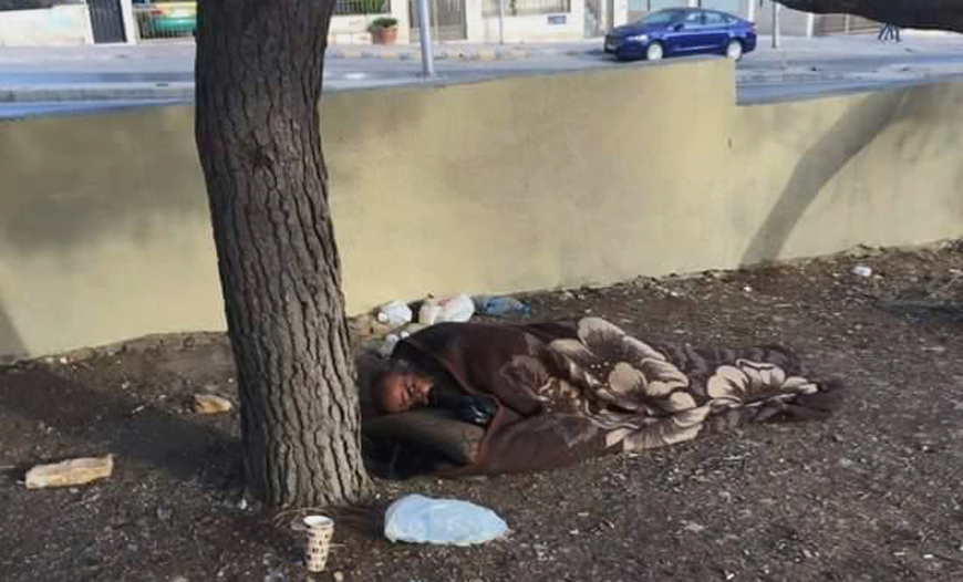 Residents of Hai Nazzal have helped Abu Ali, who was found sleeping in a local park, get a haircut and move to a furnished apartment (Photo courtesy of Hai Nazzal and Dahiyet Yasmin Facebook page - @shabab.nazzal)
